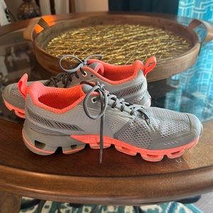 On Sneakers, Gray & Corral